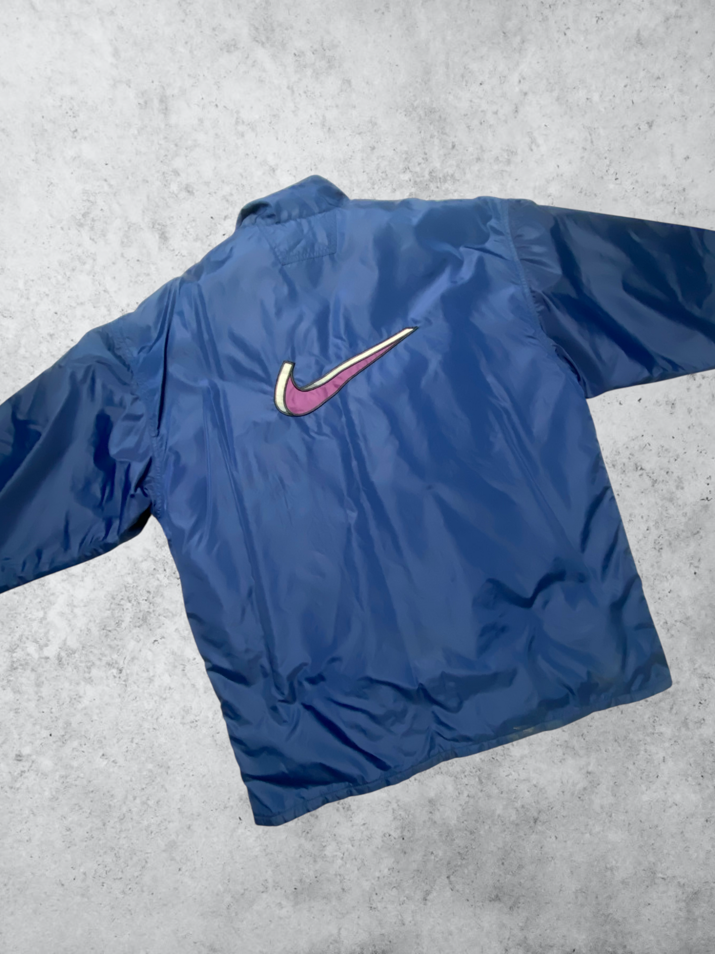 Vintage Windbreaker Box – 3 Pieces