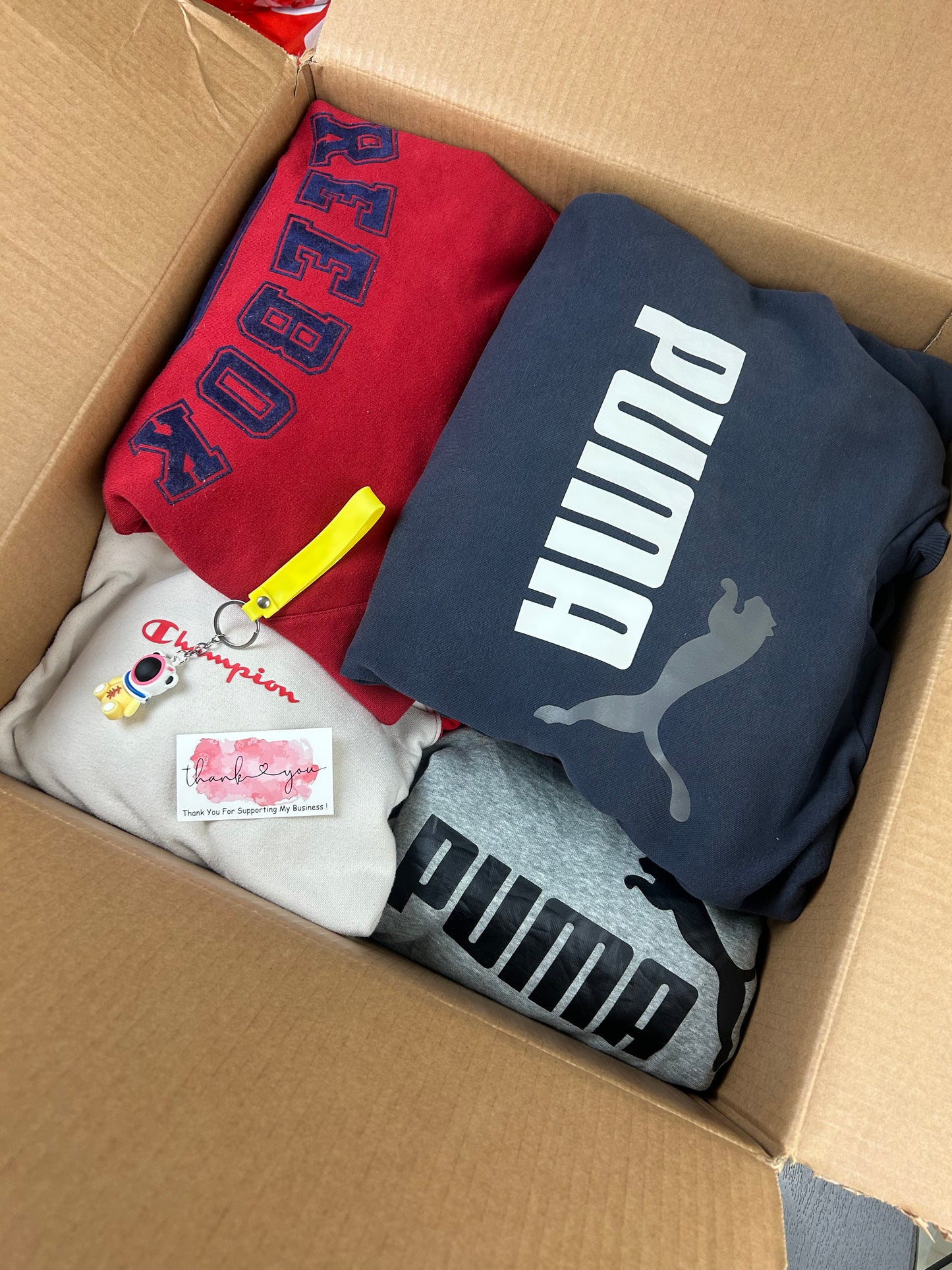 Premium Vintage Sweaters & Hoodies Box – 10 Stuks