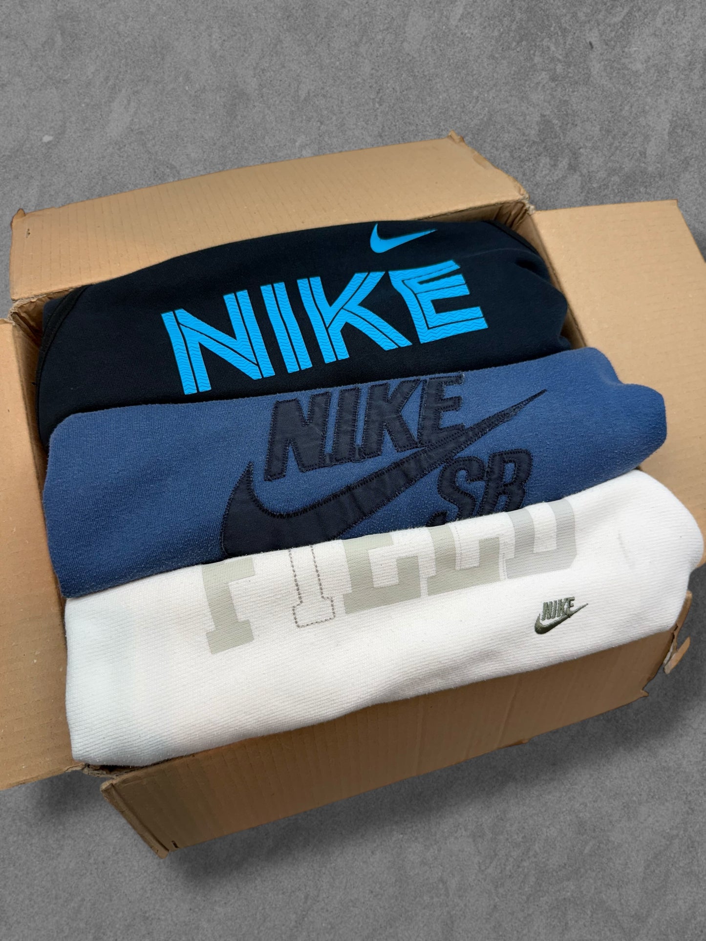 Resell Starter Box – 10 Pieces (Mix)